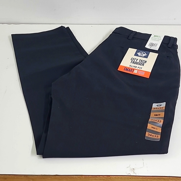 Dockers Pantaloni da Uomo Slim Fit Smart 360 Flex Workday Khaki Casual, Nuovo Cachi, Inglese, 33W x 36L